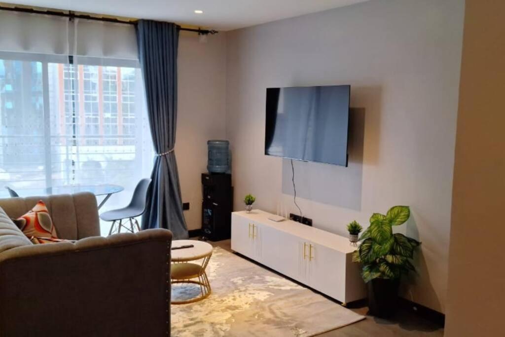 Urban Oasis Studio Apartment Apartment