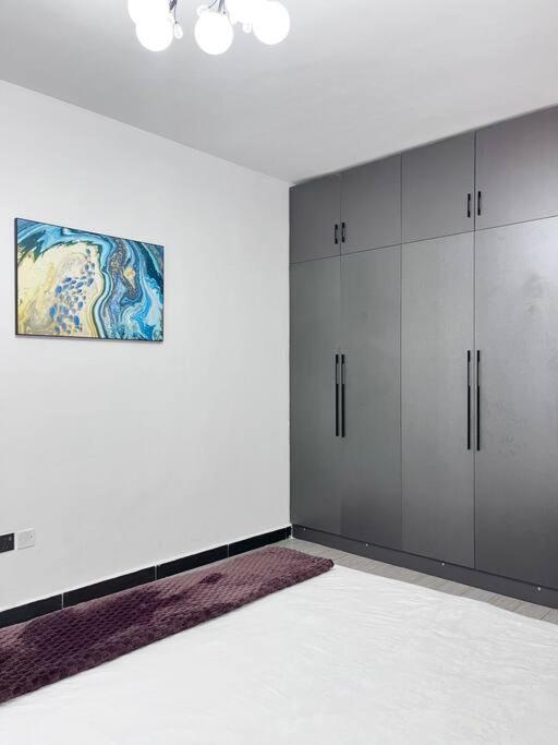 Apartment Two Bedroom In Kilimani,yaya Centre Nairobi