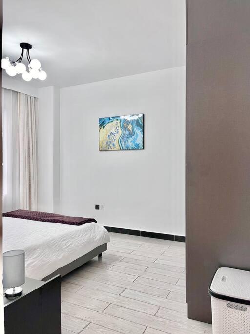 Two Bedroom In Kilimani,yaya Centre Apartment