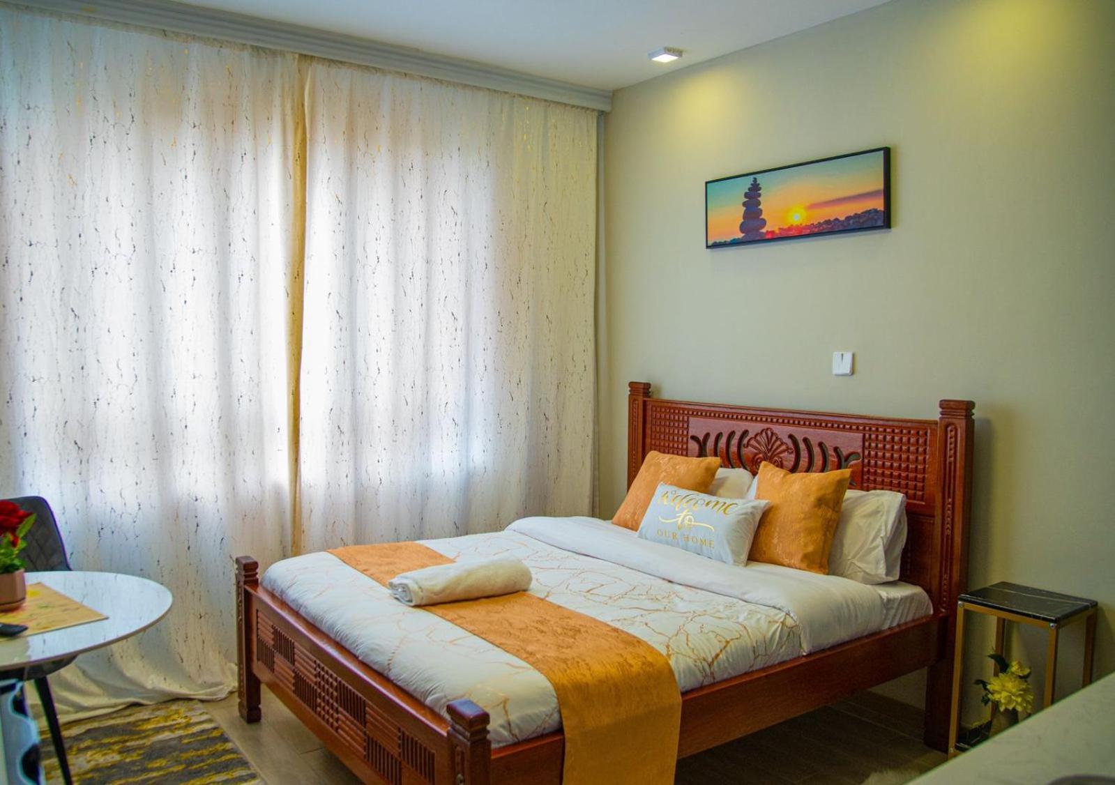 Apartment Oasis Homes