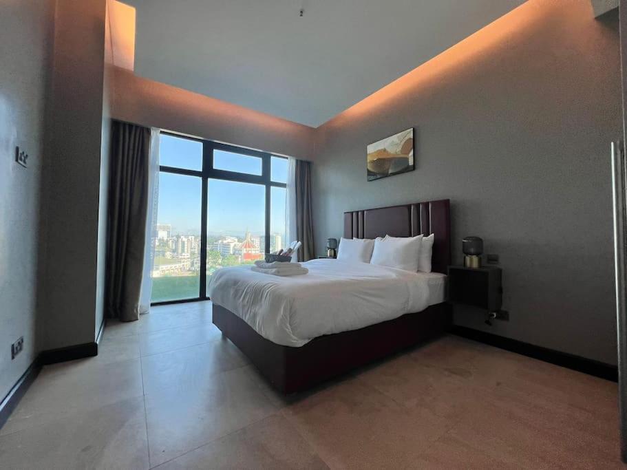 Serenity Ii - Westlands, *