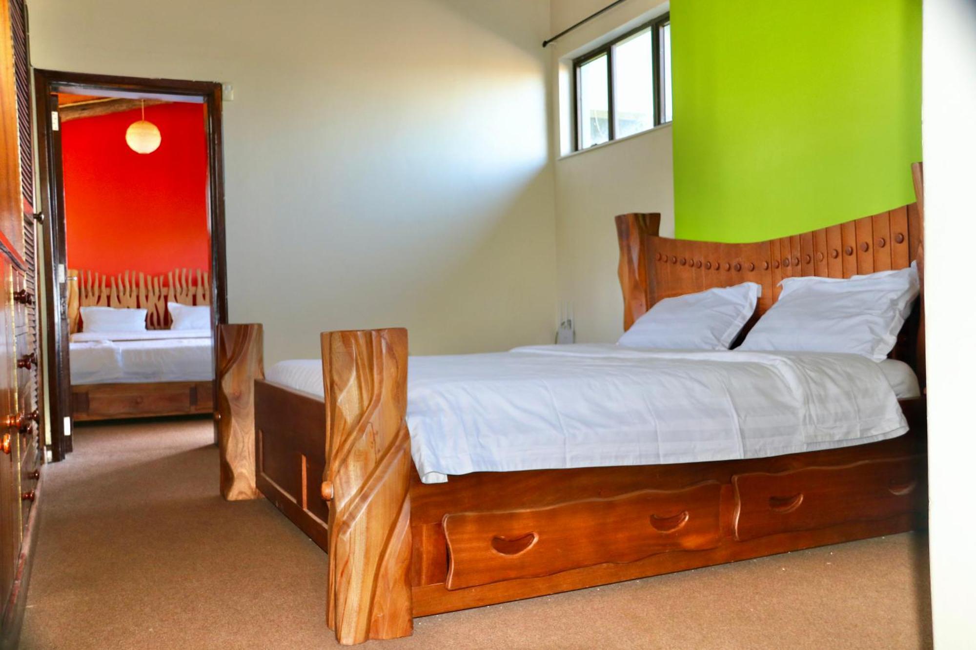 Savannah Ranch Lodge *