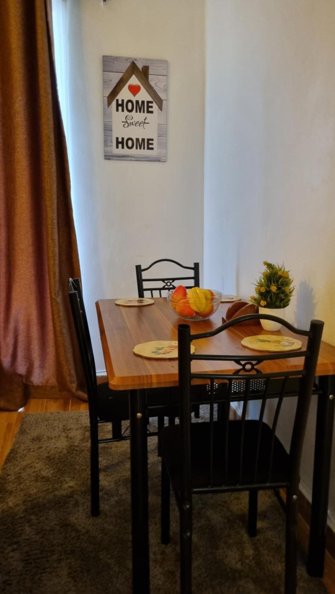Rossyln Close To Un, Village Market And Two Rivers Mall Apartment Nairobi