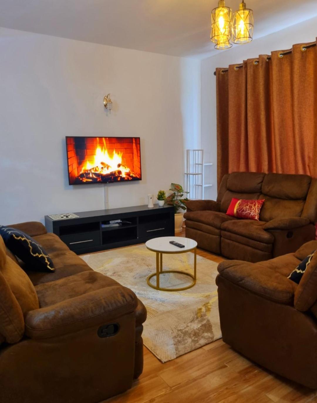 Apartment Rossyln Close To Un, Village Market And Two Rivers Mall Nairobi
