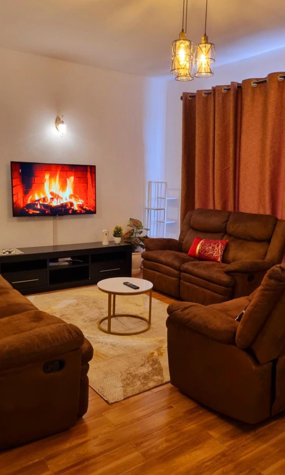 Rossyln Close To Un, Village Market And Two Rivers Mall Nairobi
