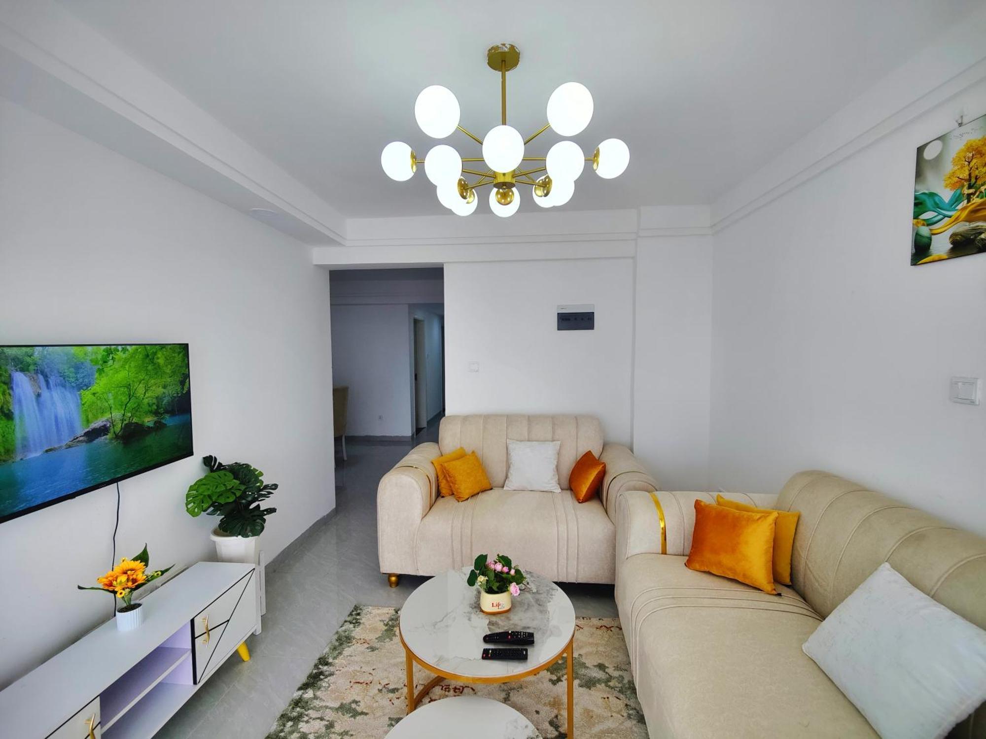 Elegant 3bedroom Apartment *