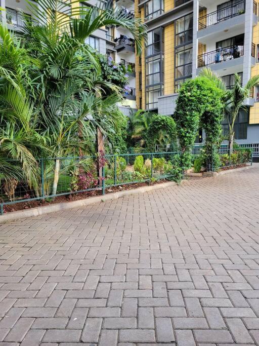 Cozy 2br Near Yaya & Prestige Malls *