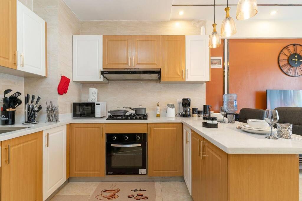 Apartment Executive 1bdr With Gym, Pool & View