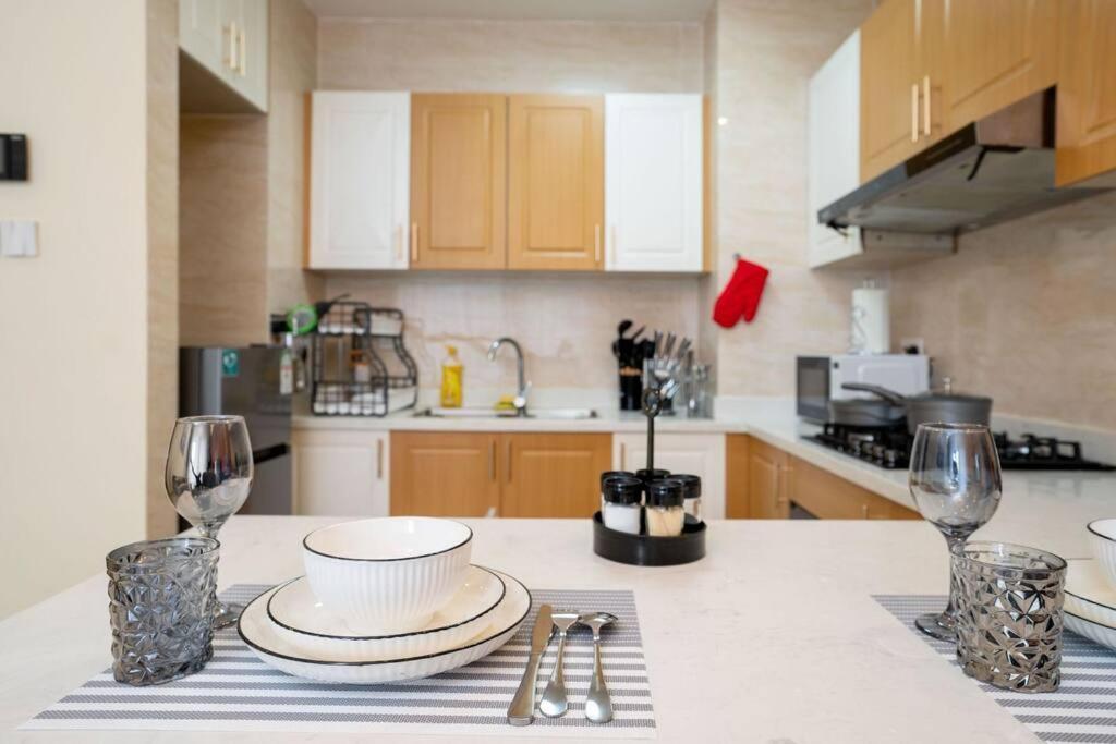 Apartment Executive 1bdr With Gym, Pool & View Nairobi