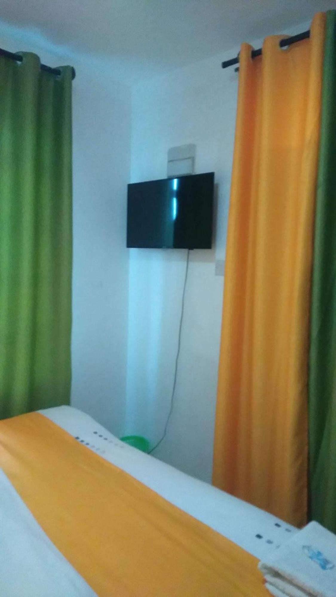 Hotel cápsula Royalty Cubes-jkia
