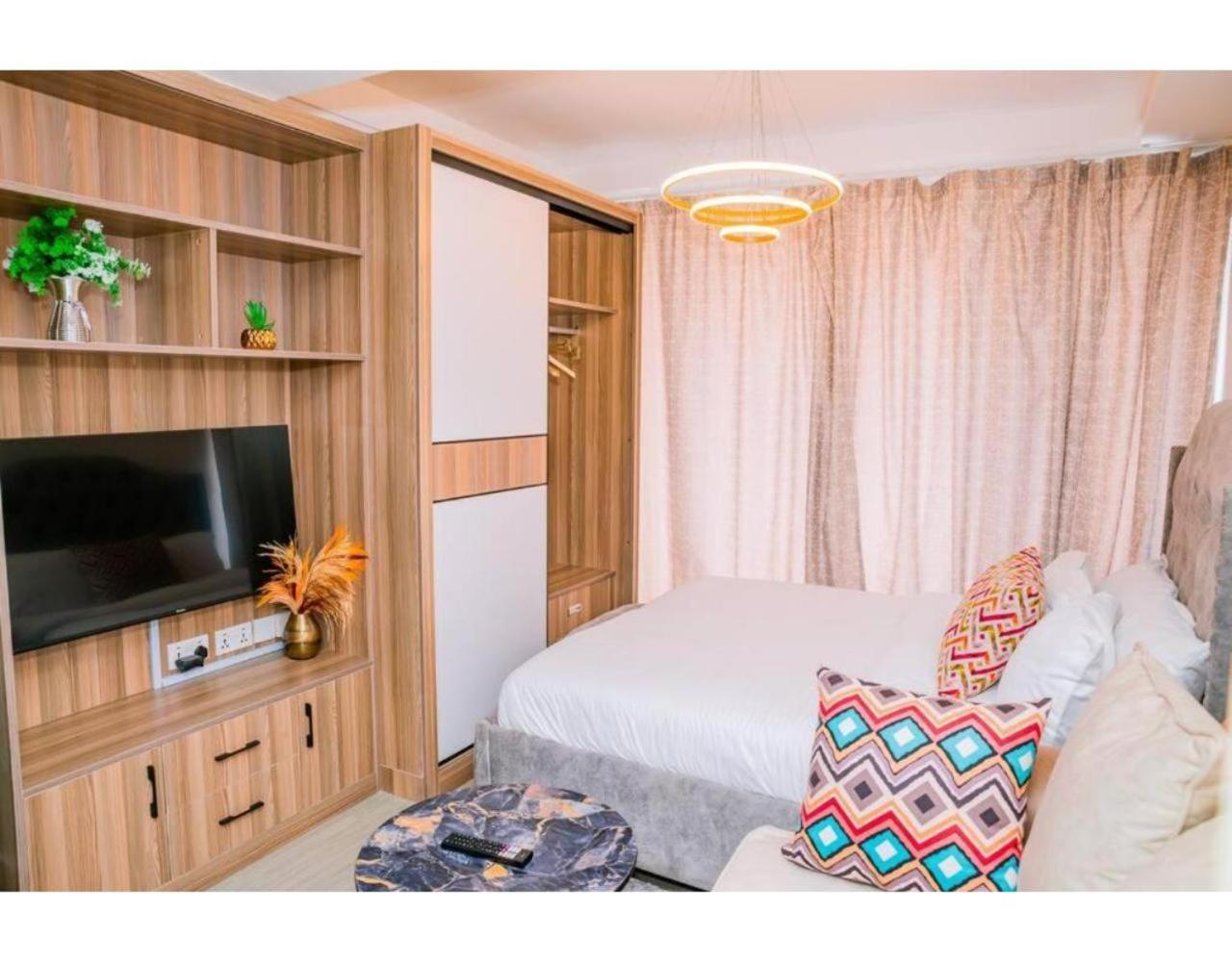 Charming At Goldpark Kilimani, Yaya Centre Nairobi
