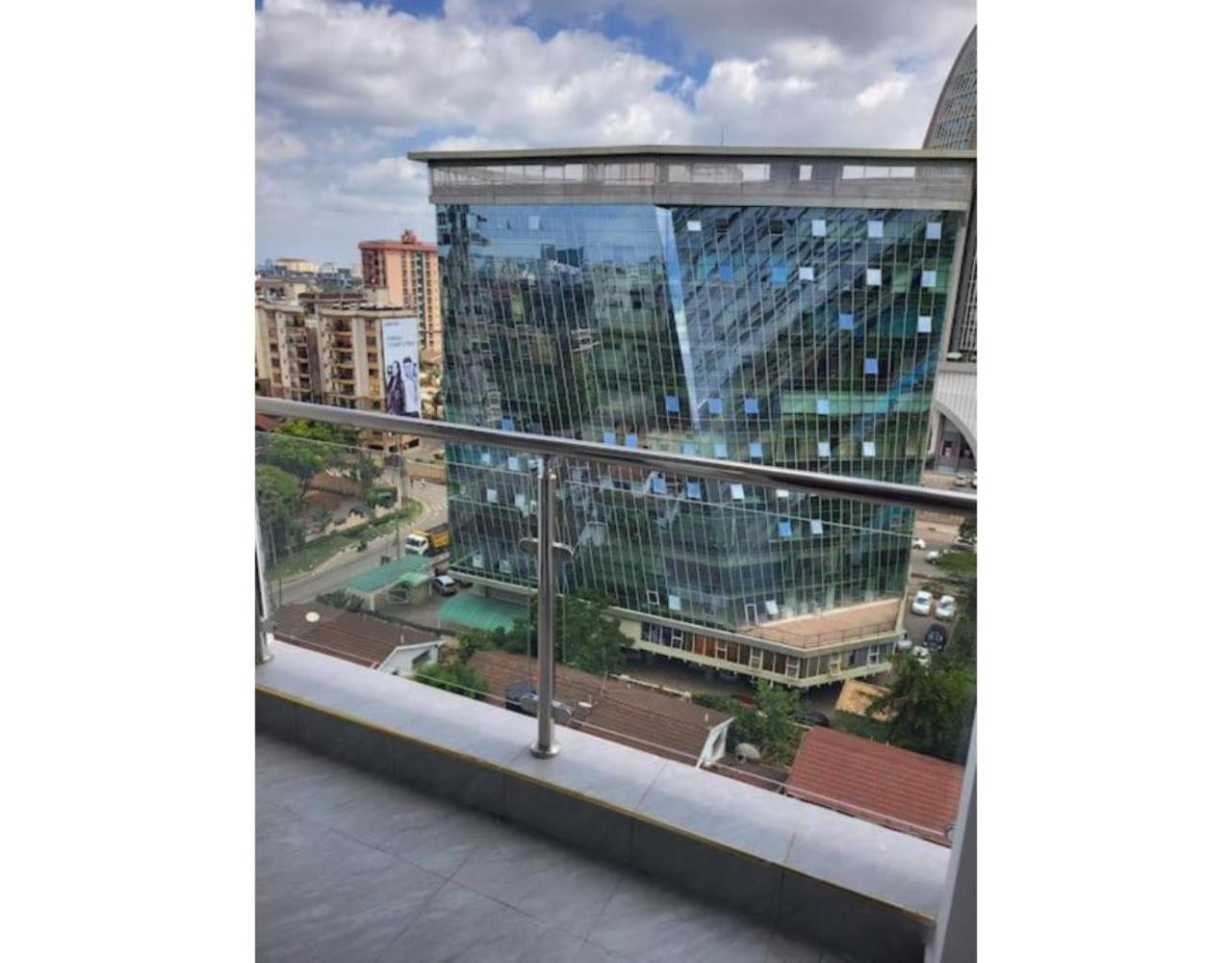 2 Bedroom Skyview Retreat At Goldpark Homes By Lulu Homes Apartment