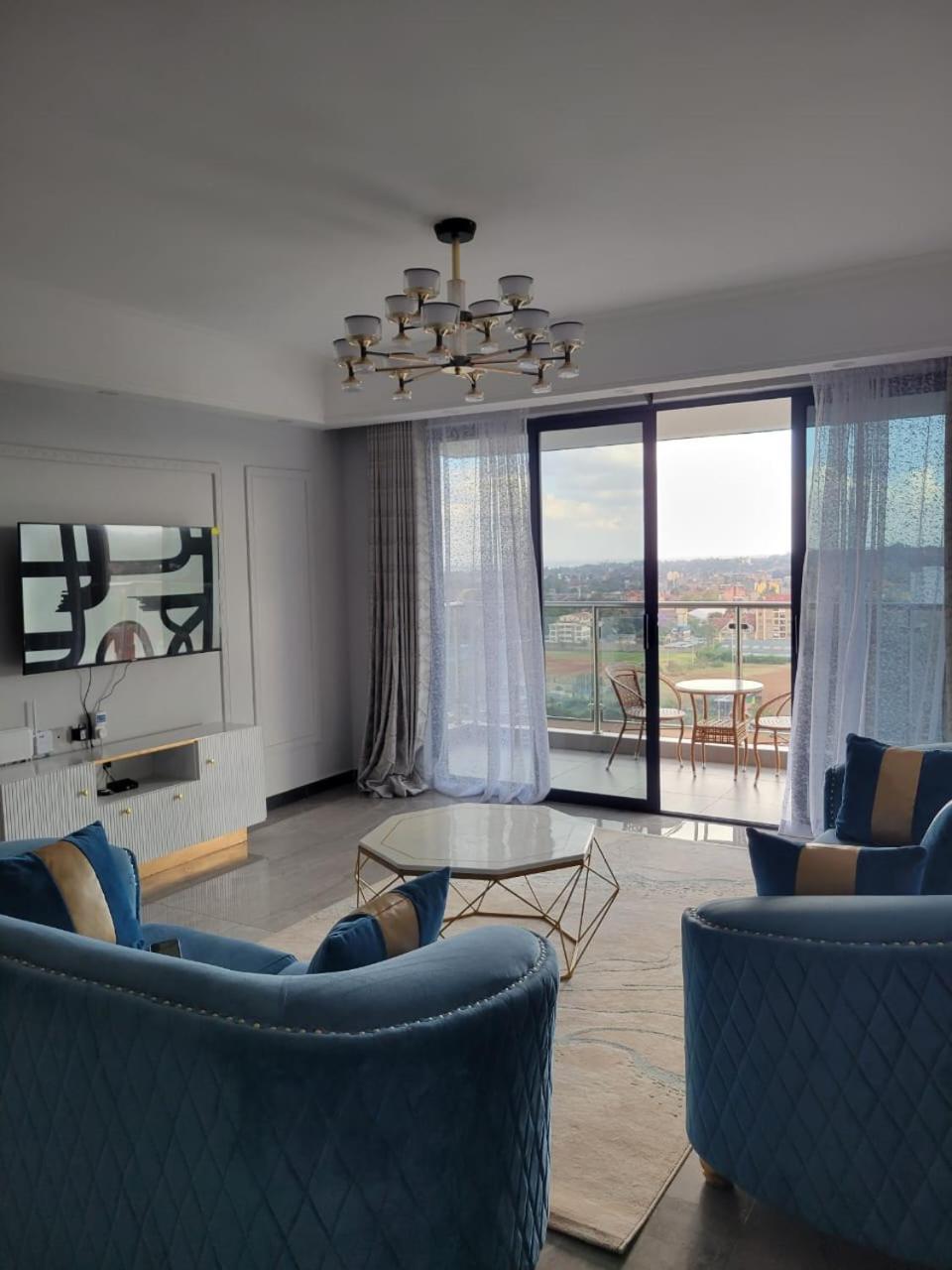 Favourite Staycation By Janice * Nairobi