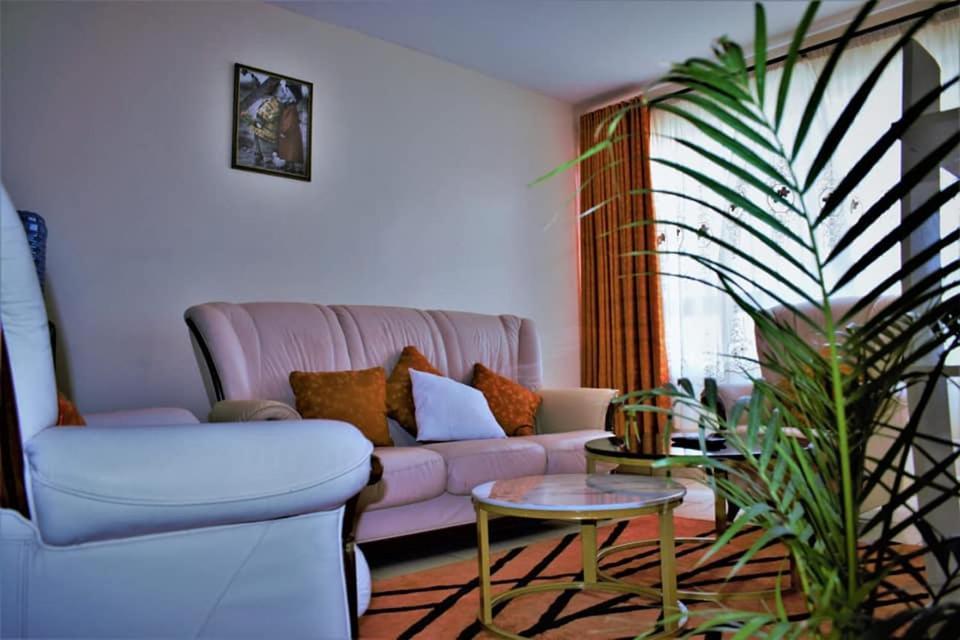 Apartment Strategically Located 3 Bedroom 15minutes From The Airport Nairobi