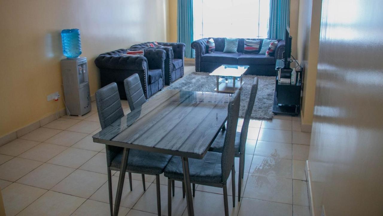 Strategically Located 3 Bedroom 15minutes From The Airport Apartment
