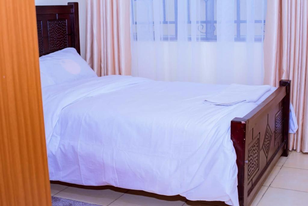 Strategically Located 3 Bedroom 15minutes From The Airport * Nairobi