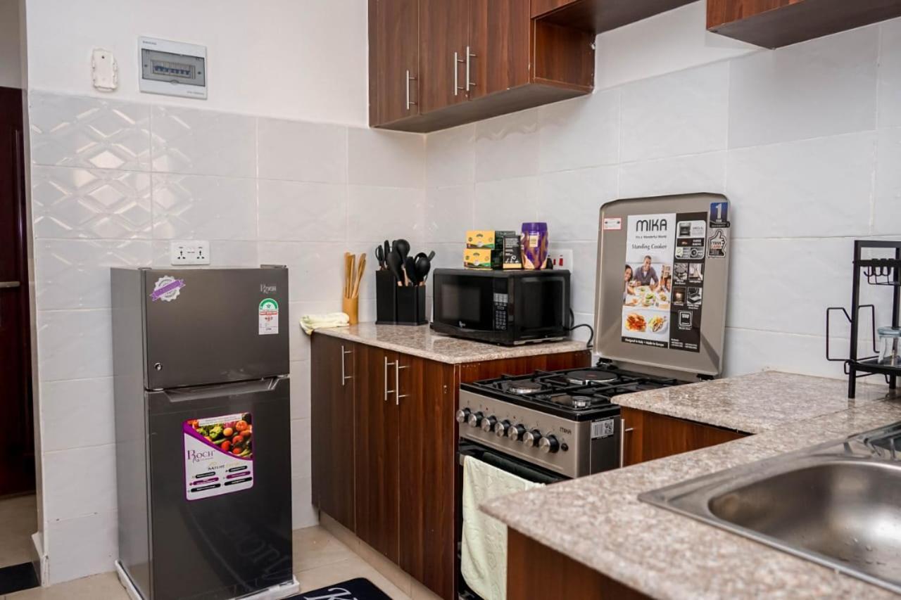 Strategically Located 3 Bedroom 15minutes From The Airport Apartment
