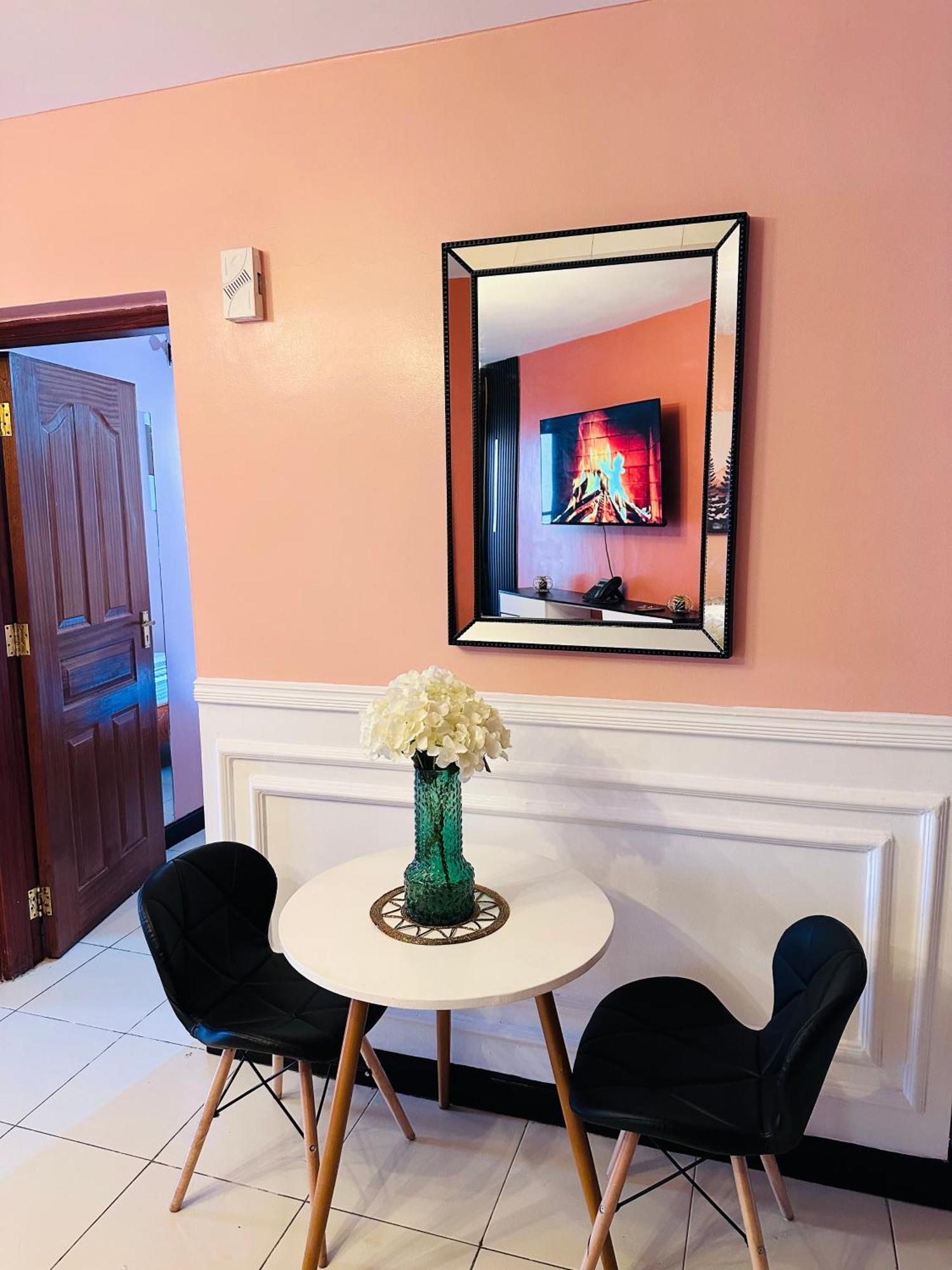Apartment Cozy Home Near Wilson Airport & Giraffe Center