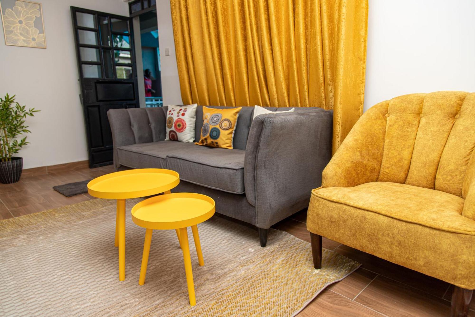 Cynrose Apartment