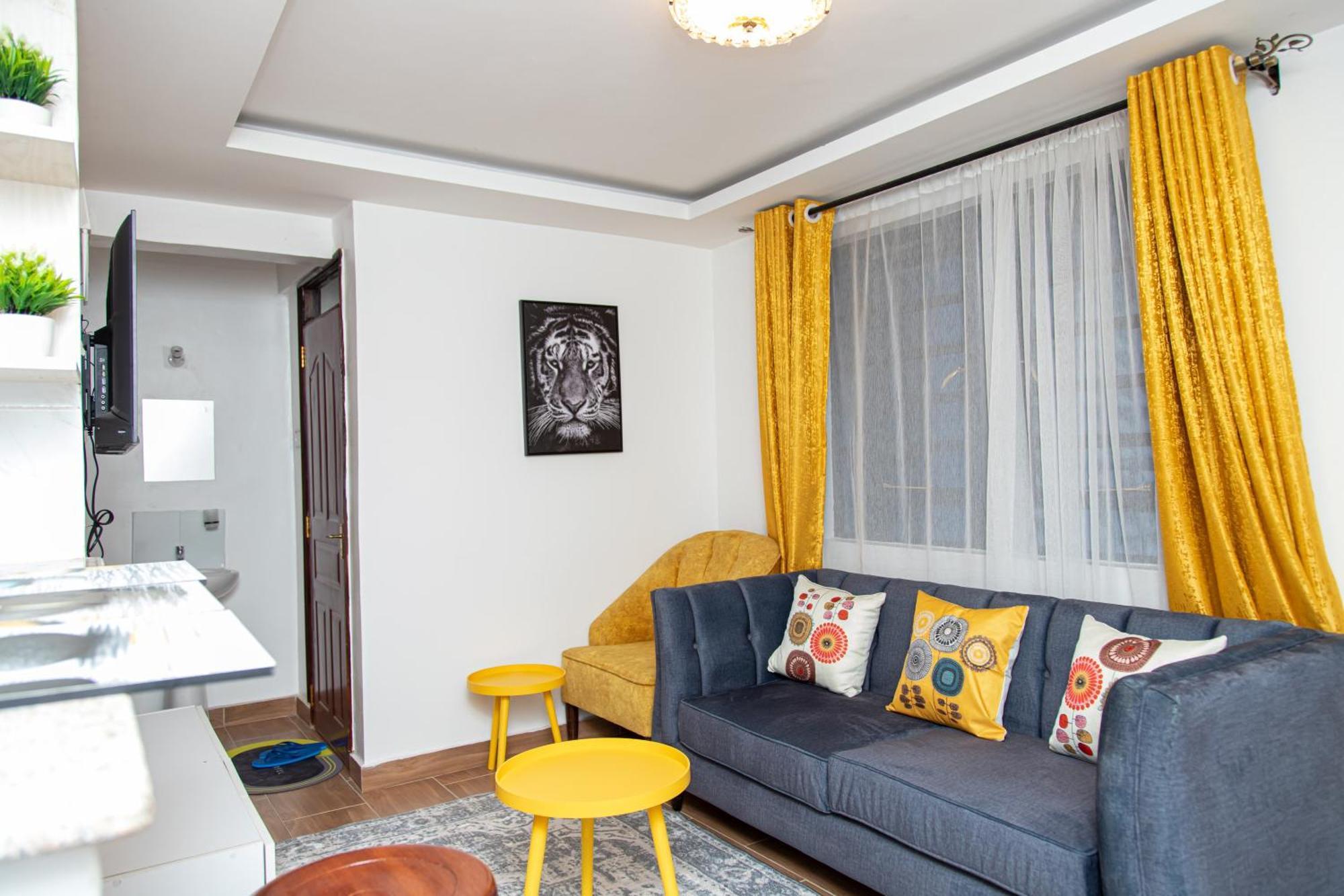 Cynrose Apartment
