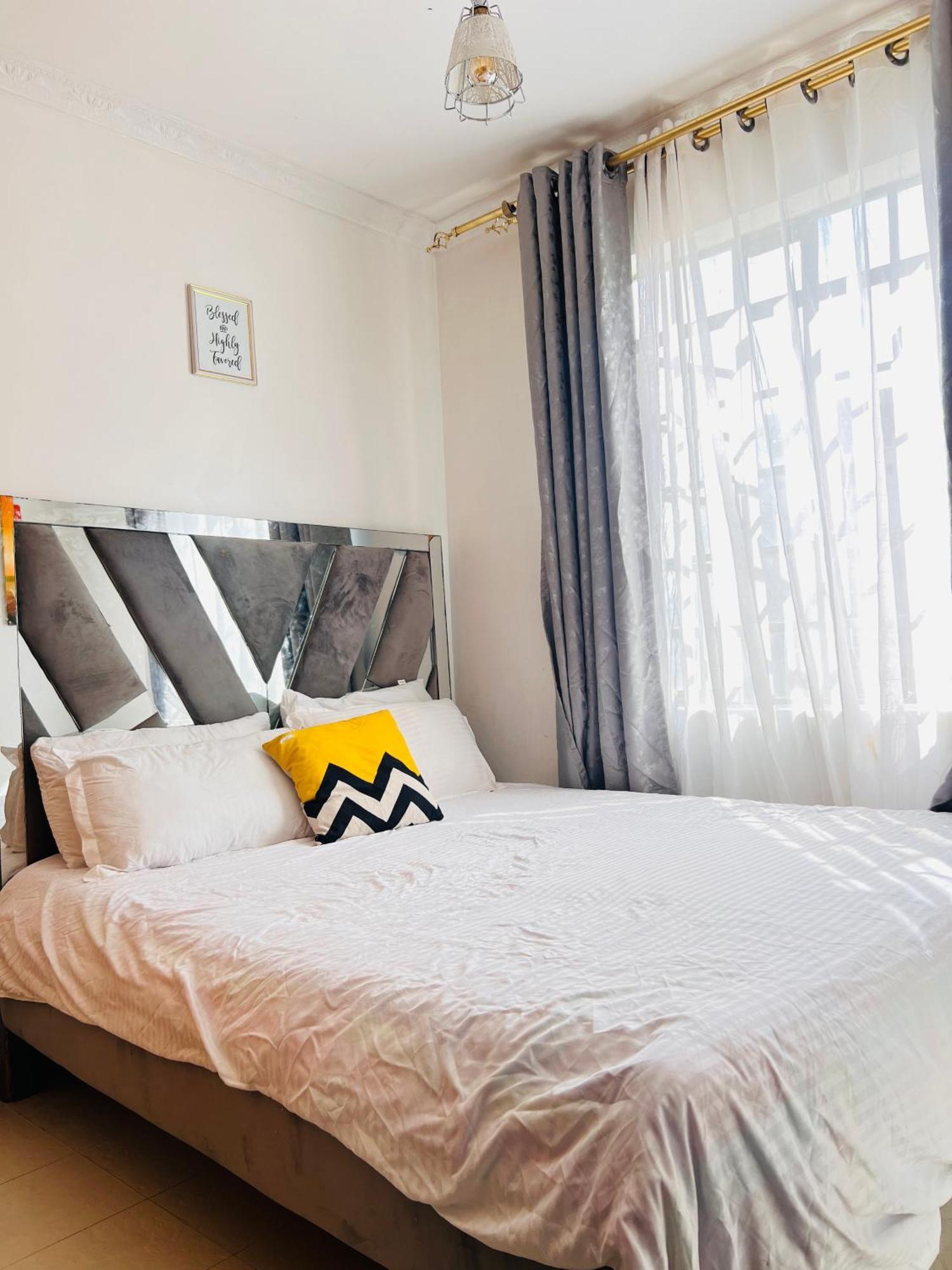 Ngara Lux * Nairobi