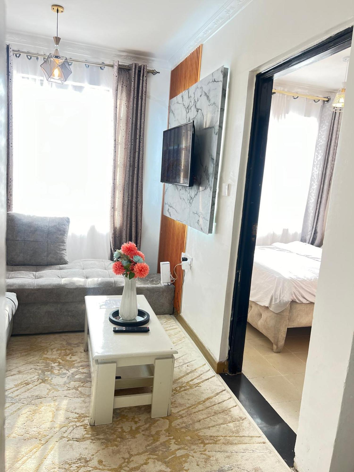 Ngara Lux