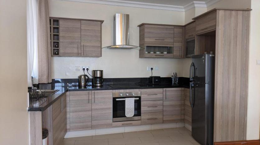 Apartment Fully Furnished Two Bedroom Along Trm Drive