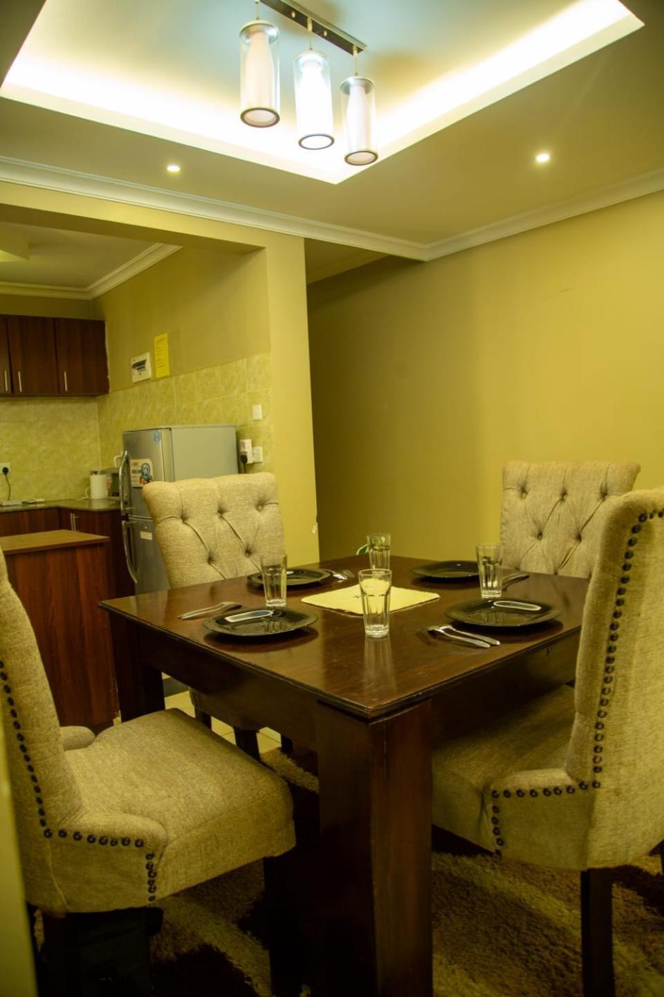 Strategically Located 3 Bedroom 15minutes From The Airport *