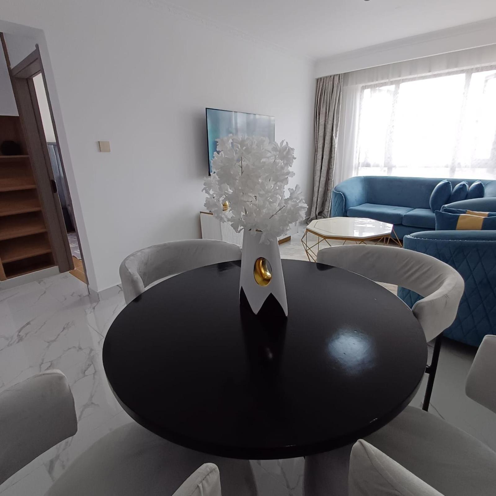 Cityheart Apartment