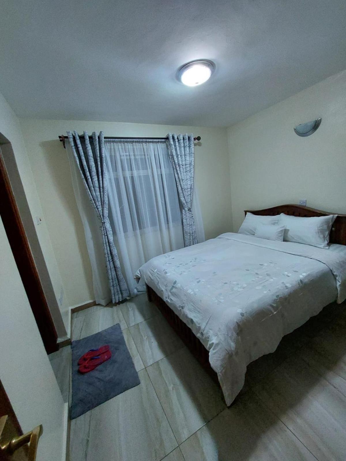 Apartment Roma - Elegant 2 Bedroom Ensuite At Lifestyle Residency In Garden Estate *