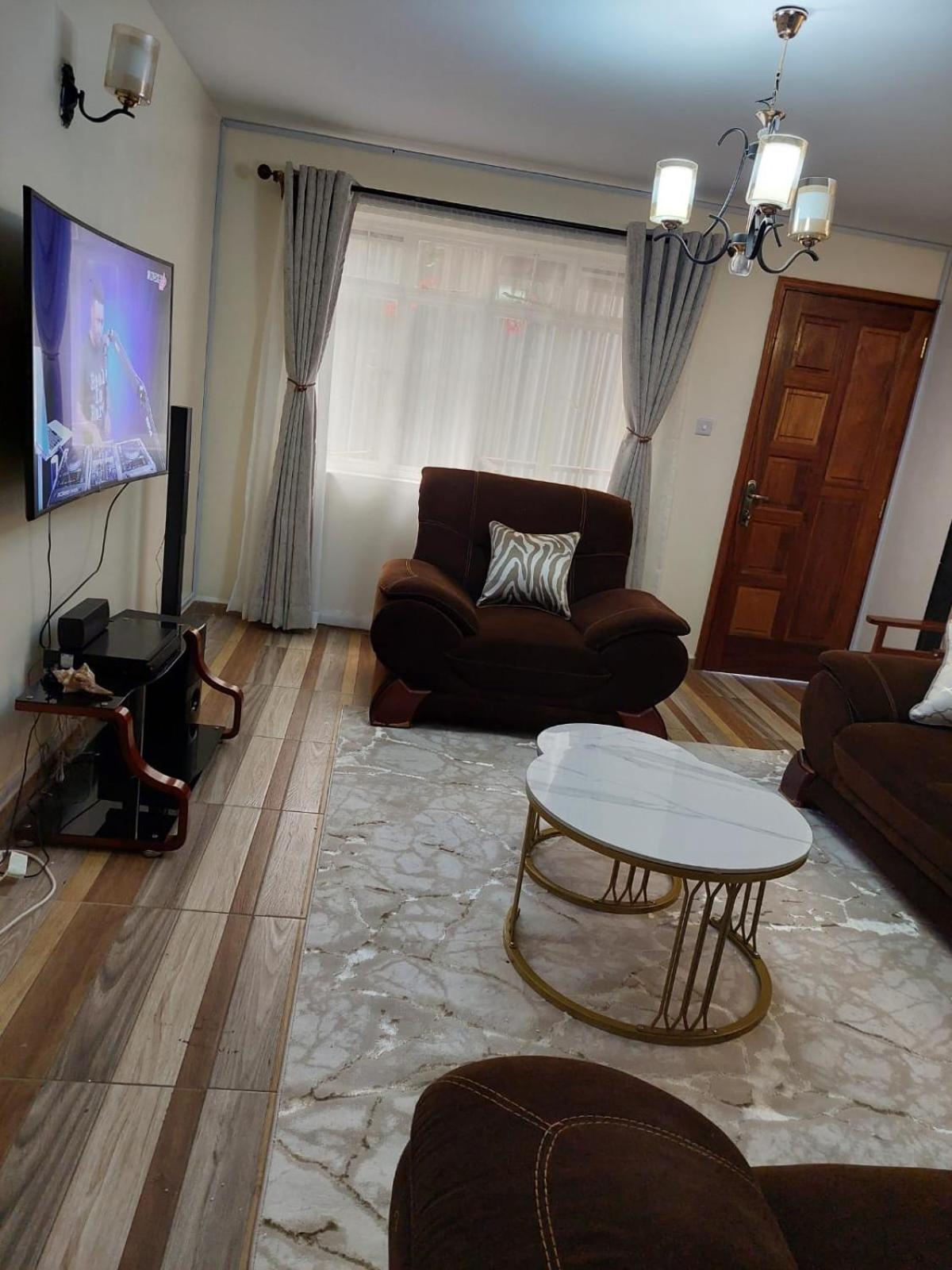 Roma - Elegant 2 Bedroom Ensuite At Lifestyle Residency In Garden Estate Apartment