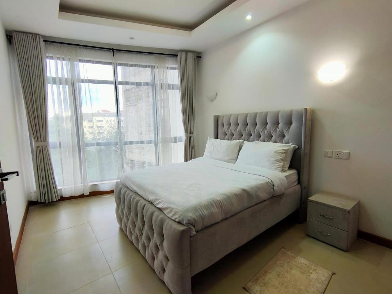 Guest house Nova Westlands Muthangari Drive *