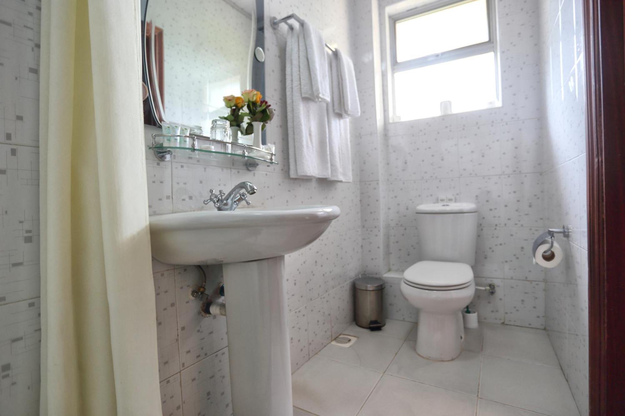 Sakinas Luxury *