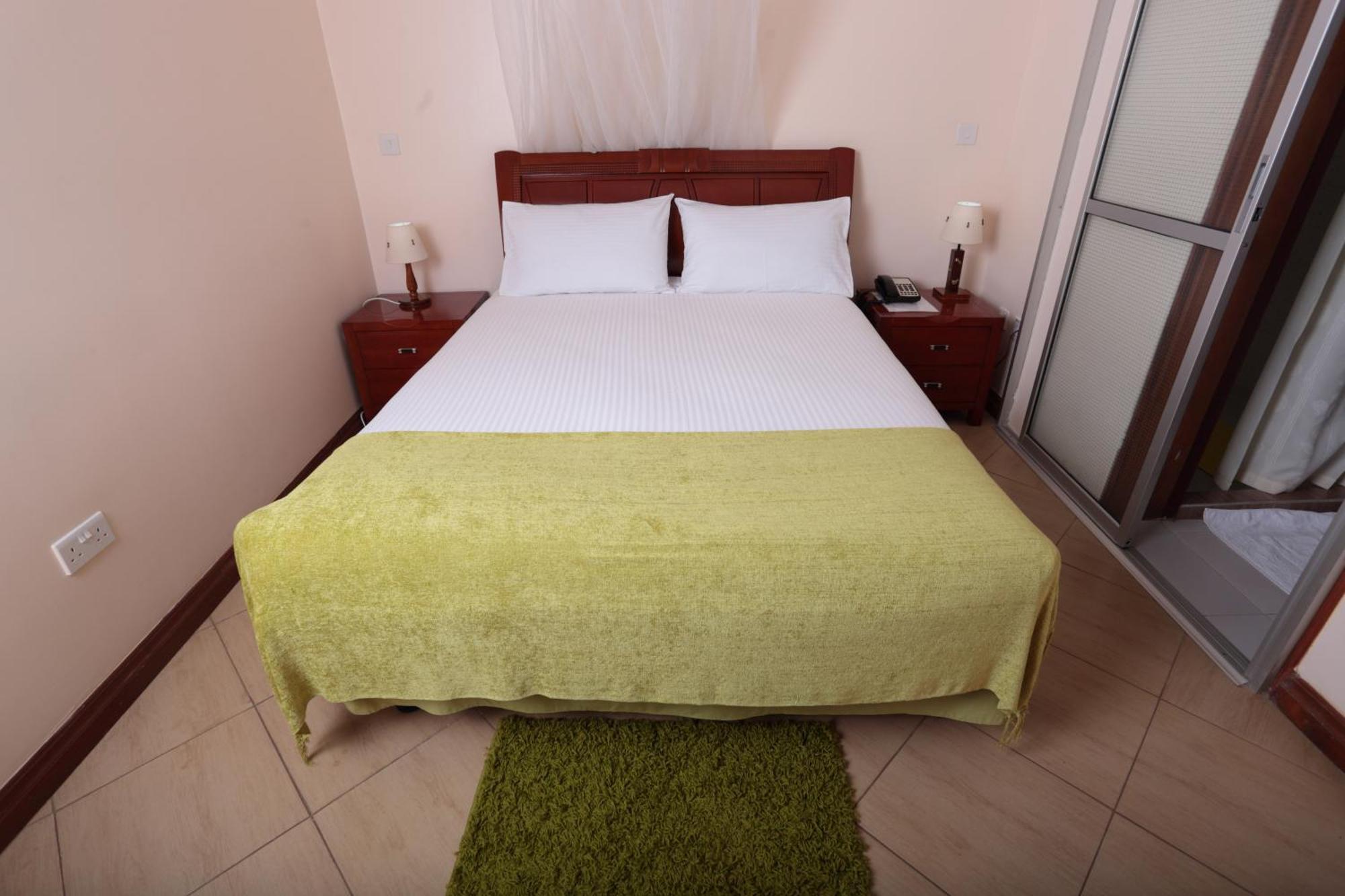 Sakinas Luxury * Nairobi