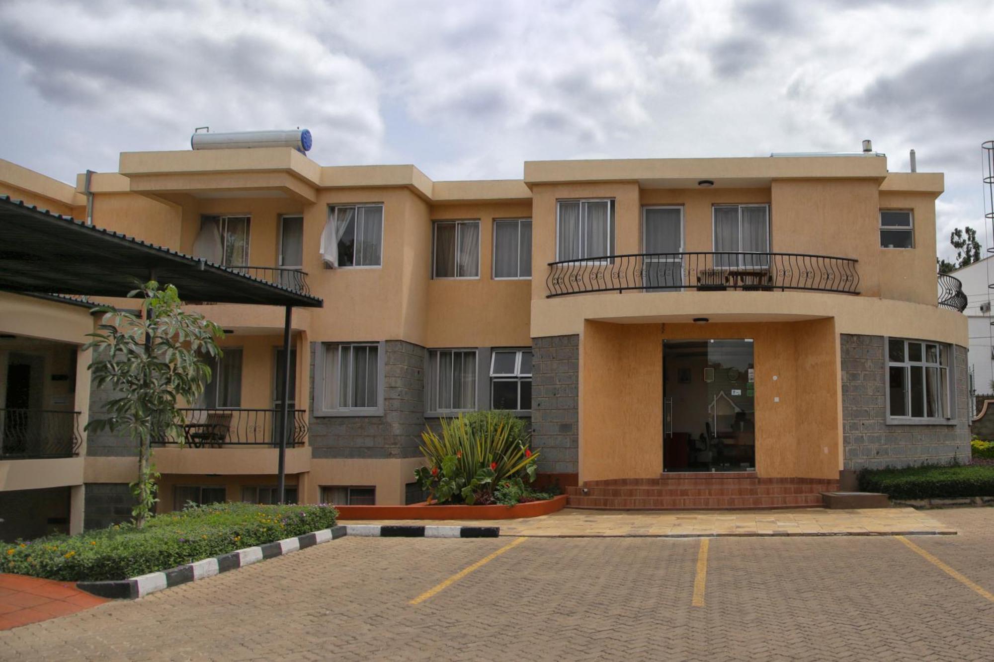 Sakinas Luxury * Nairobi