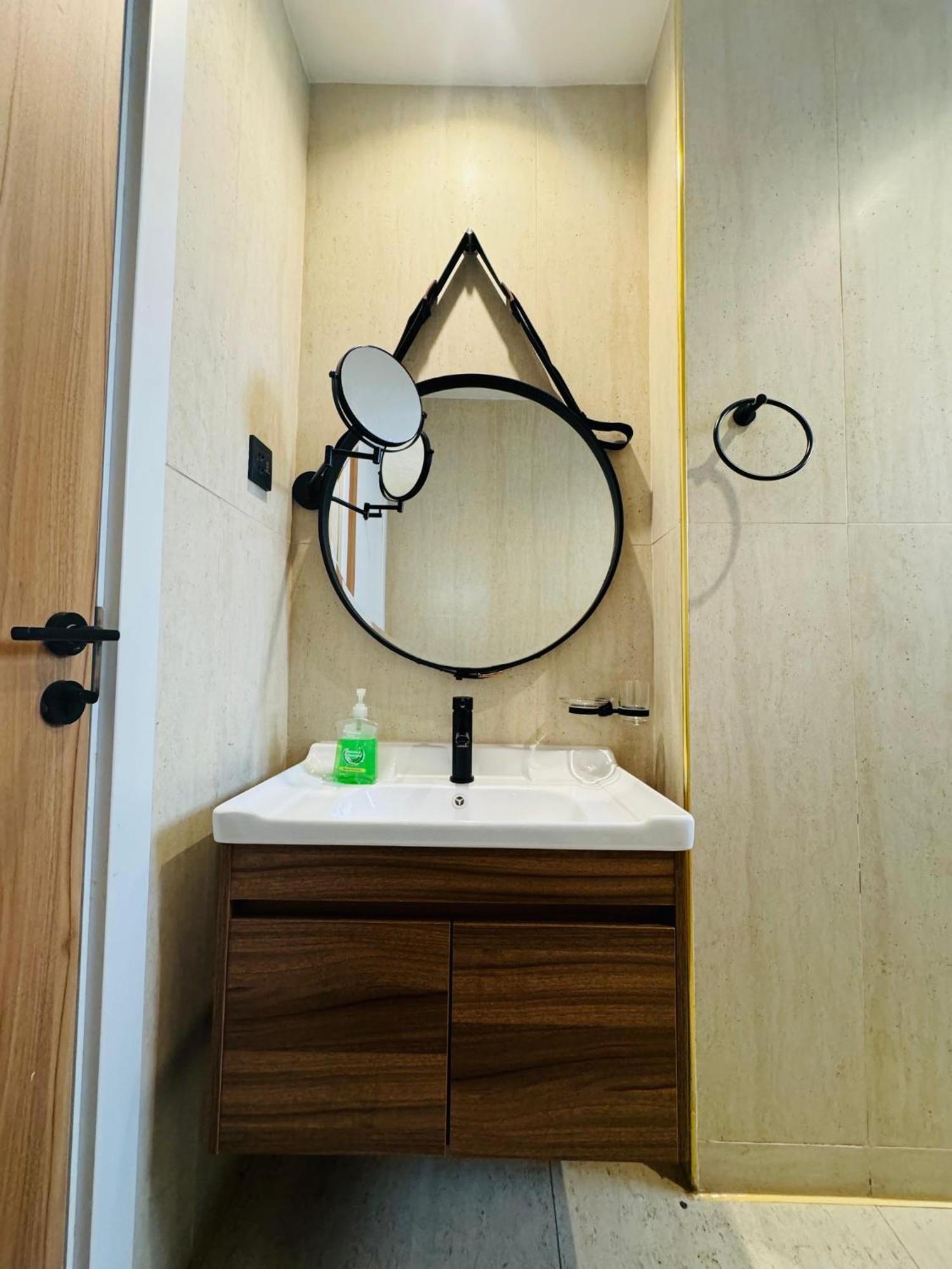 1 Bedroom Westlands Luxury *