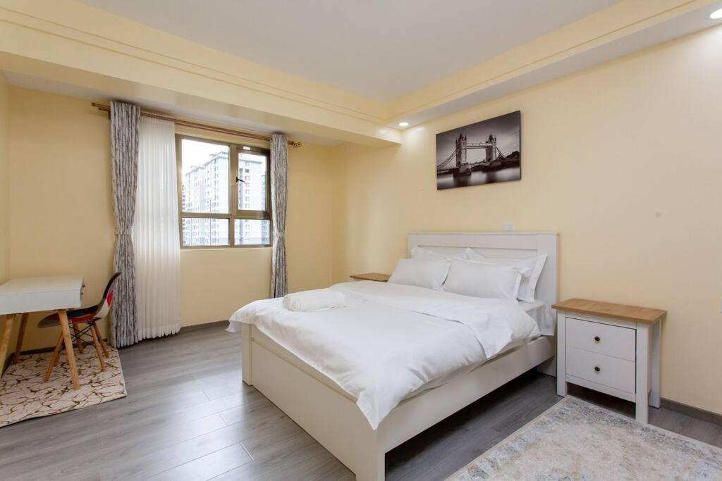 1 Bedroom With Gym And Golf Simulator Kilimani *