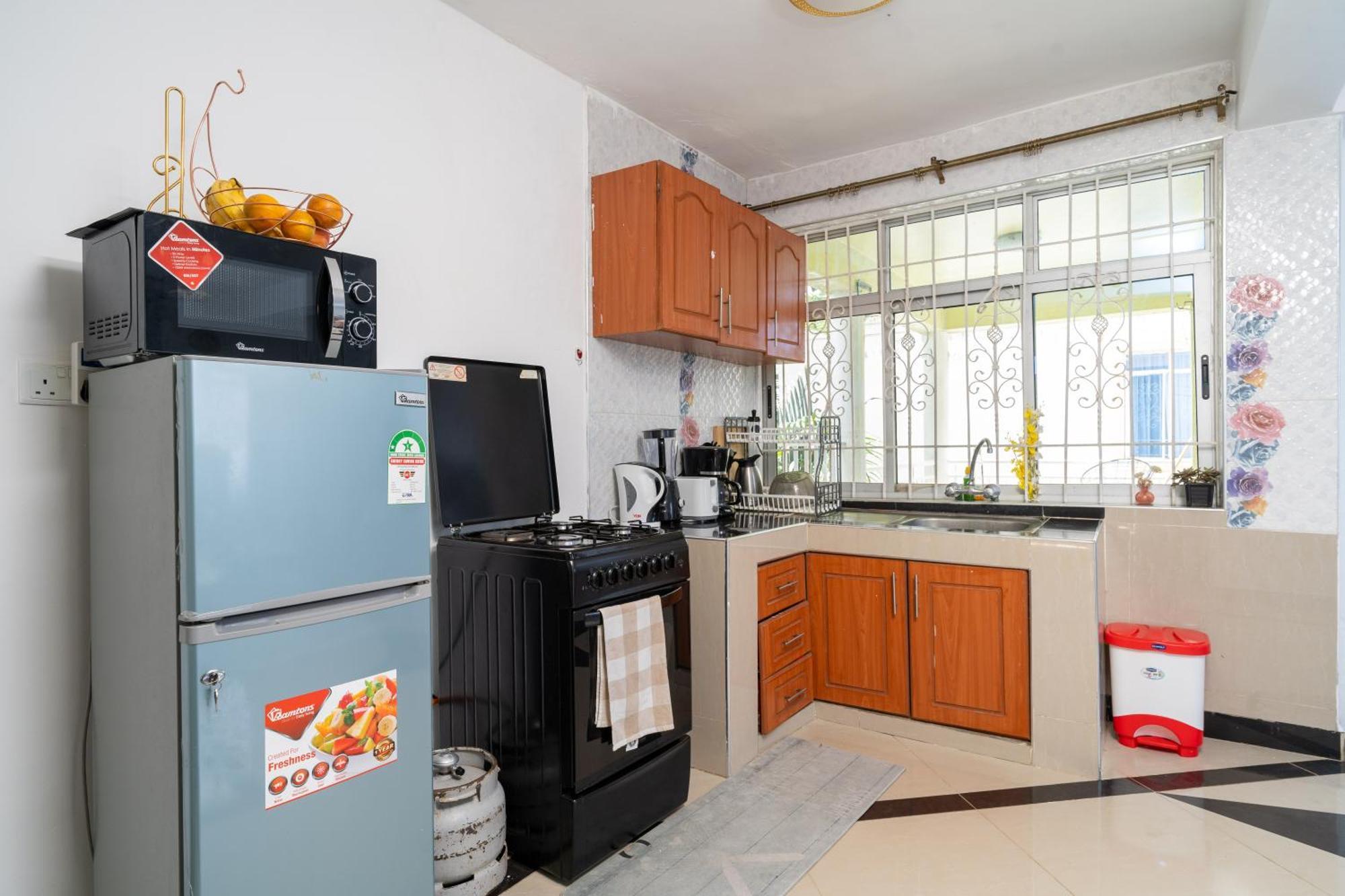 Lovely One Bedroom Apartment,swimming Pool, Gym, Workspace Apartment