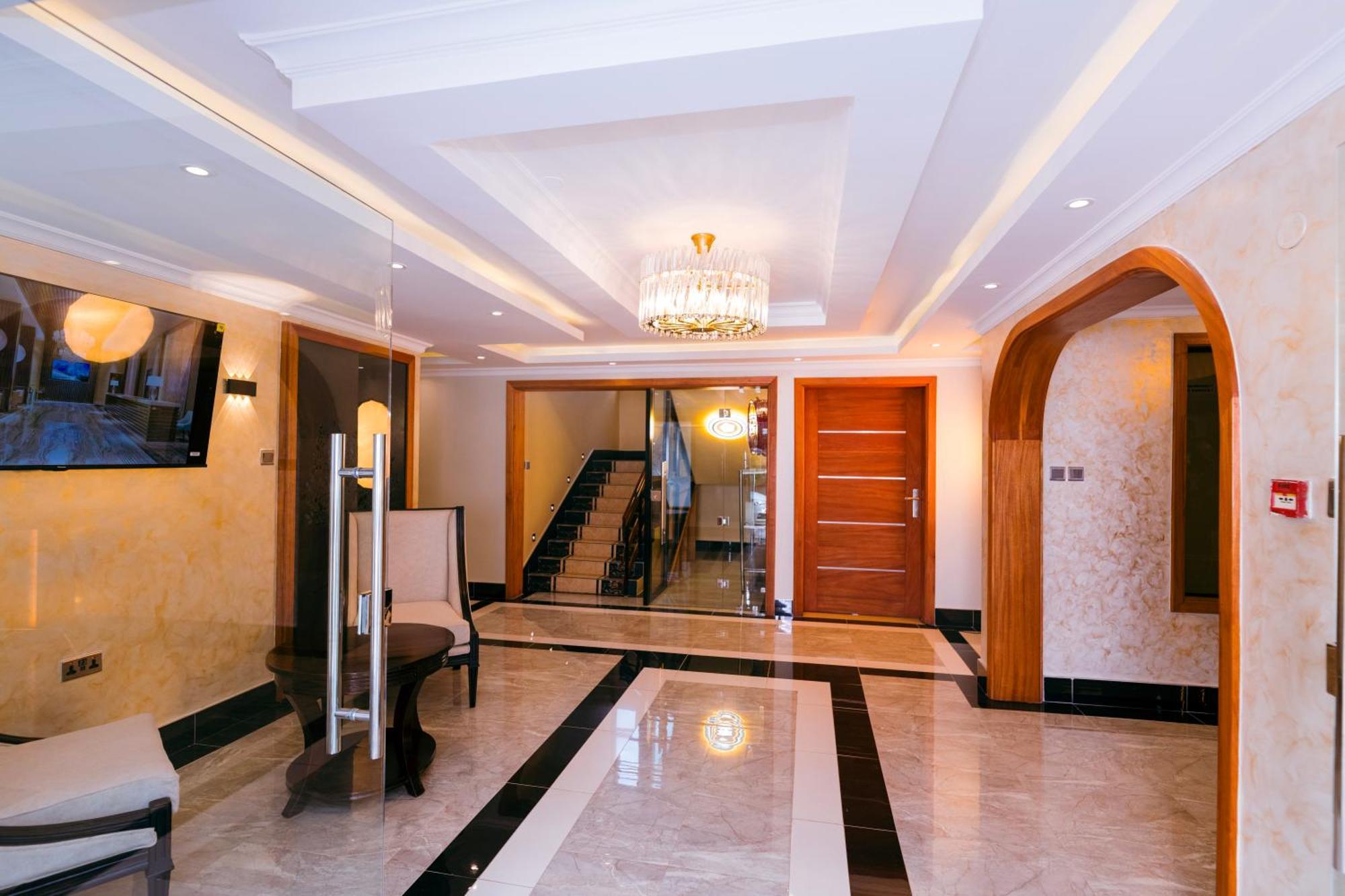 Olive Gardens Hotel 2*