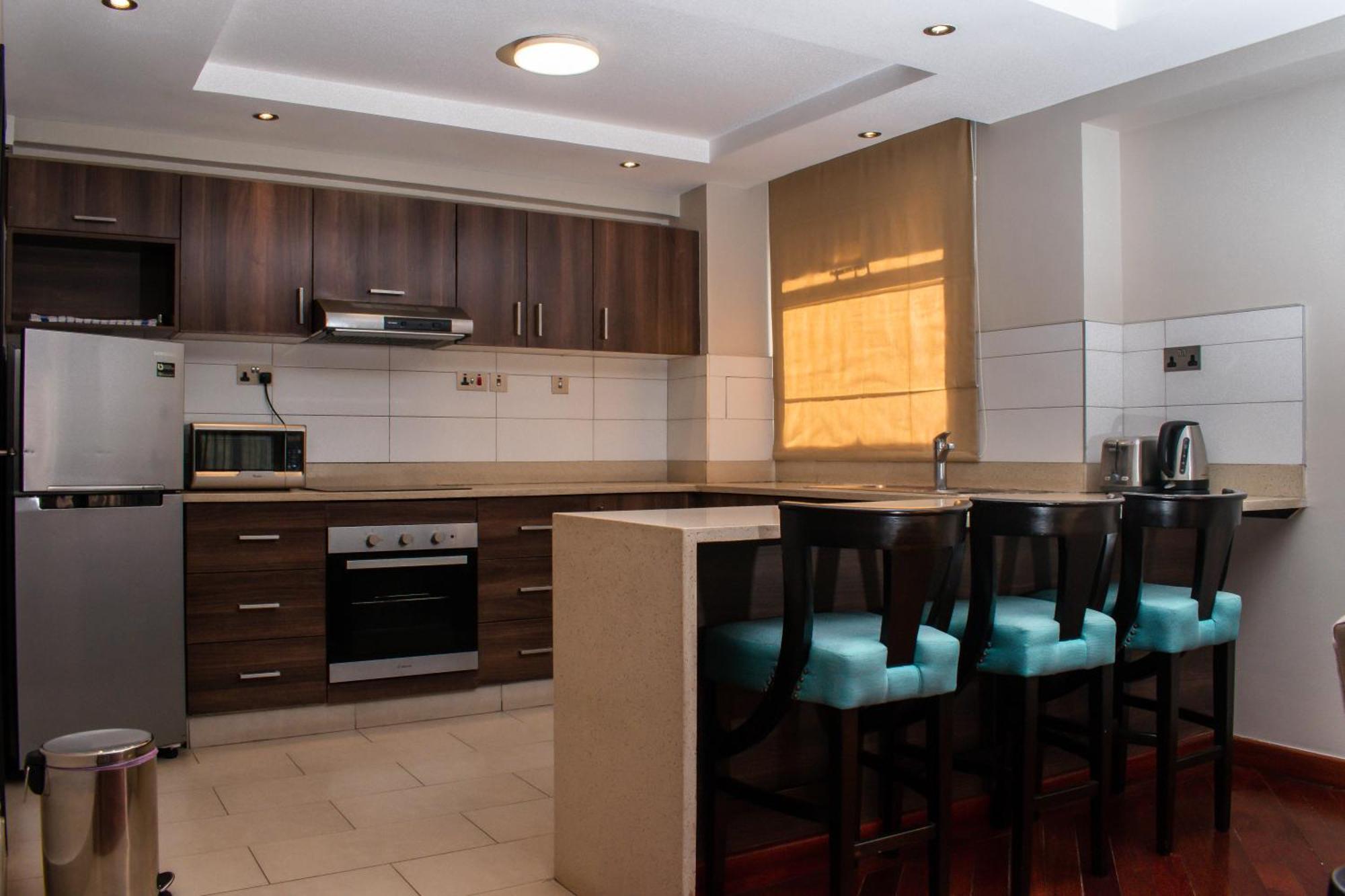 Longonot Place Serviced Apartment-nairobi, Centre Cbd Aparthotel