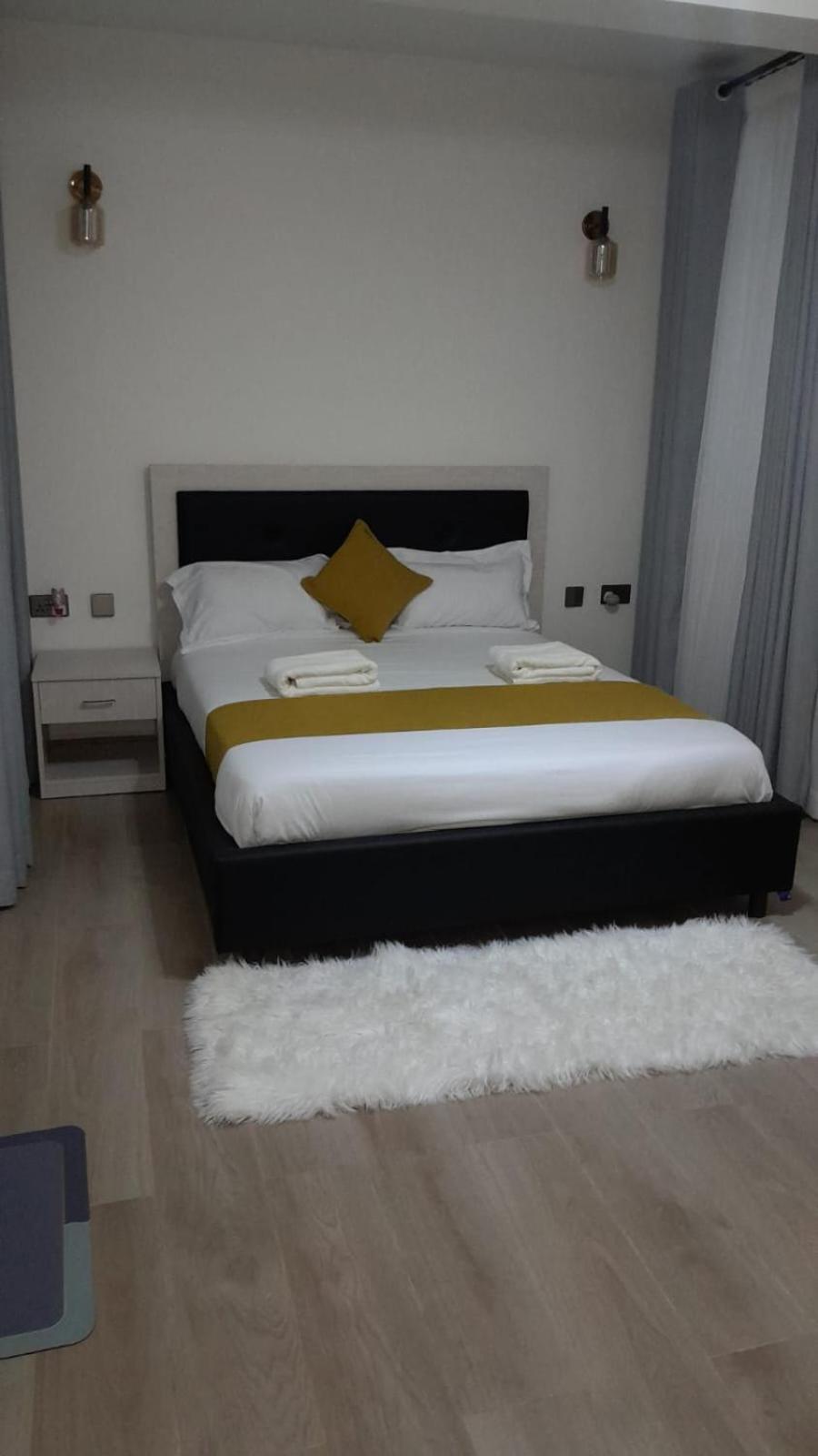 Azania Cozy Units 5 Minutes To Sarit Centre Apartment Nairobi