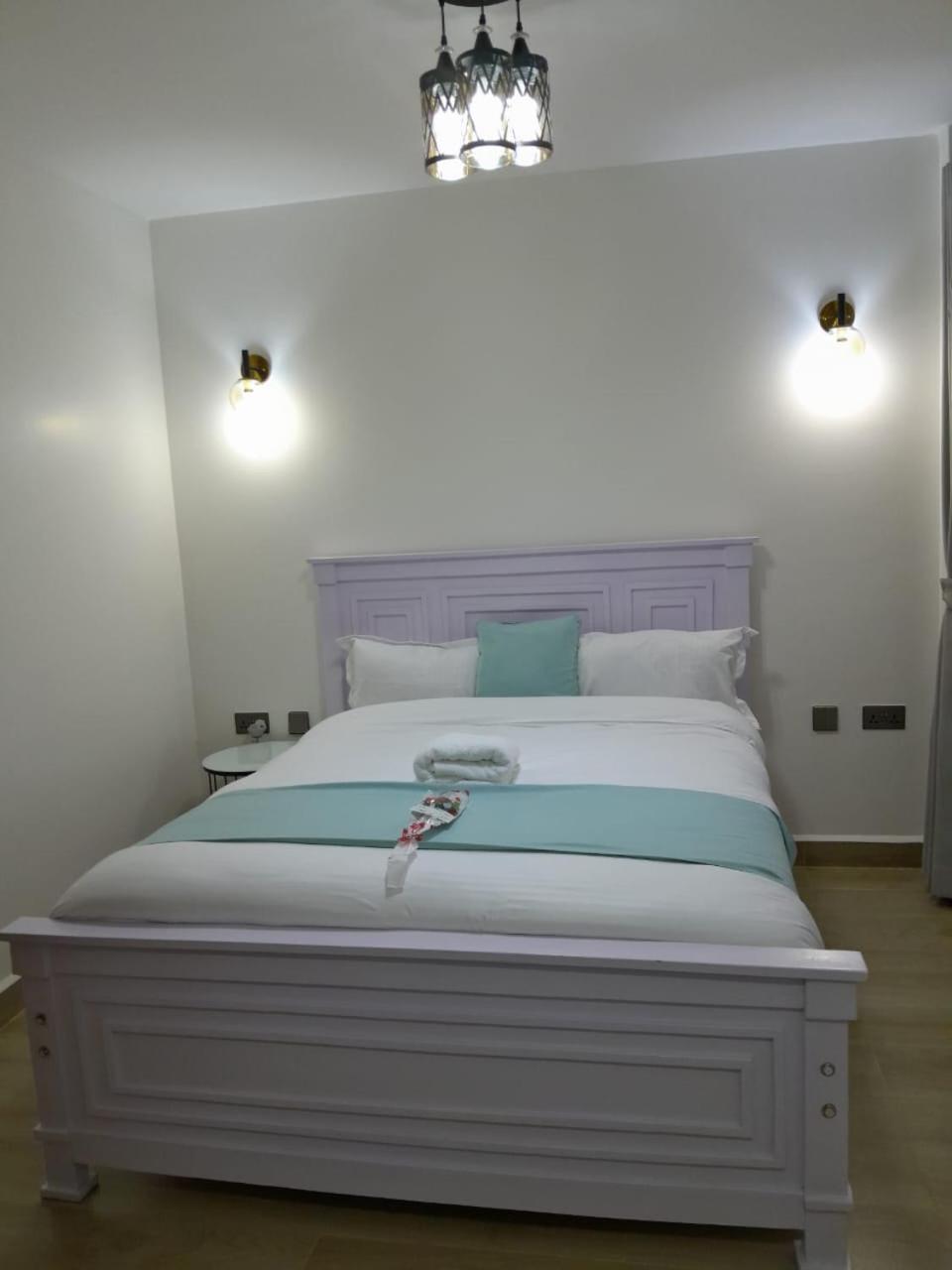 Azania Cozy Units 5 Minutes To Sarit Centre Nairobi