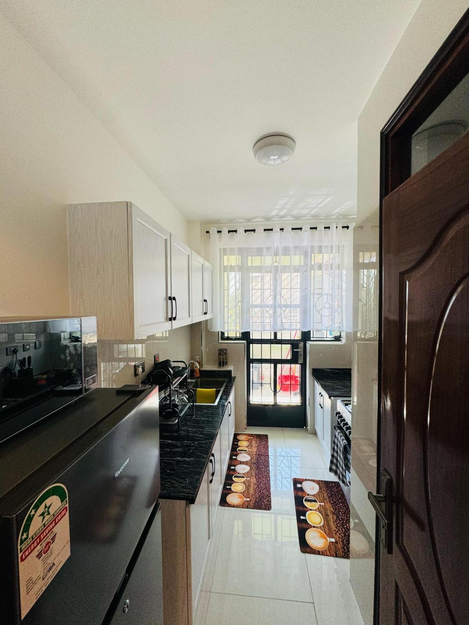 Azania Cozy Units 5 Minutes To Sarit Centre Nairobi