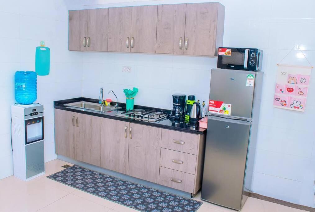 Cheapest 1bdr With Pool On Lenana Road, Near Yaya Kilimani Apartment Nairobi