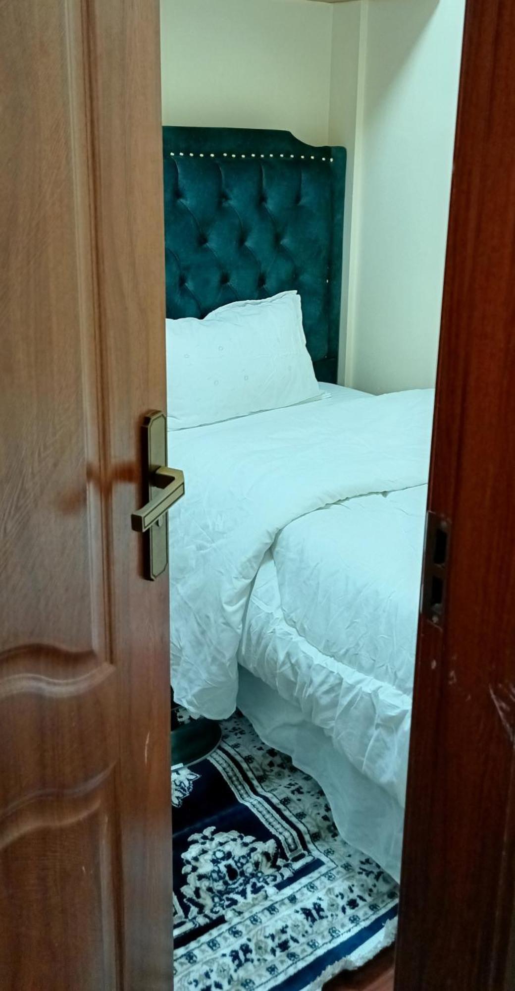 Kaisa Modern 3bedroom Furnished *