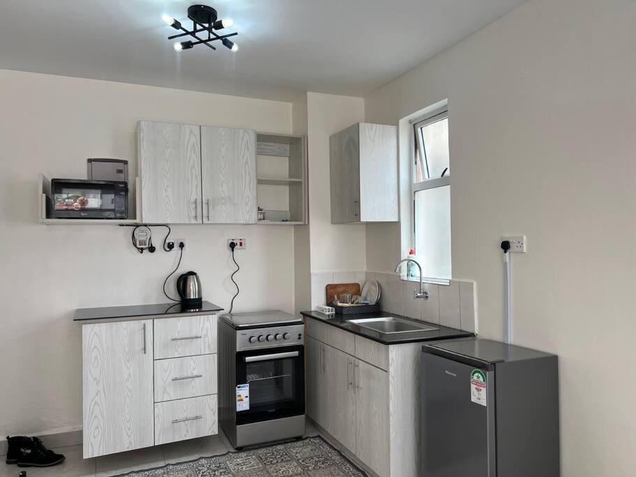 Apartment 1br Minimalist At Racecourse *