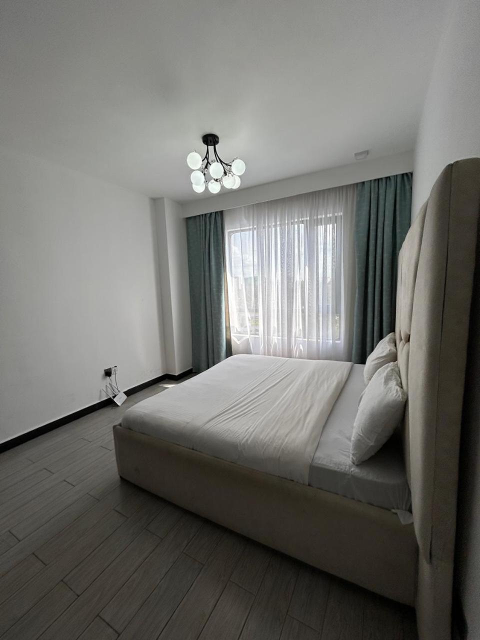 Wood Avenue Furnished Apartment