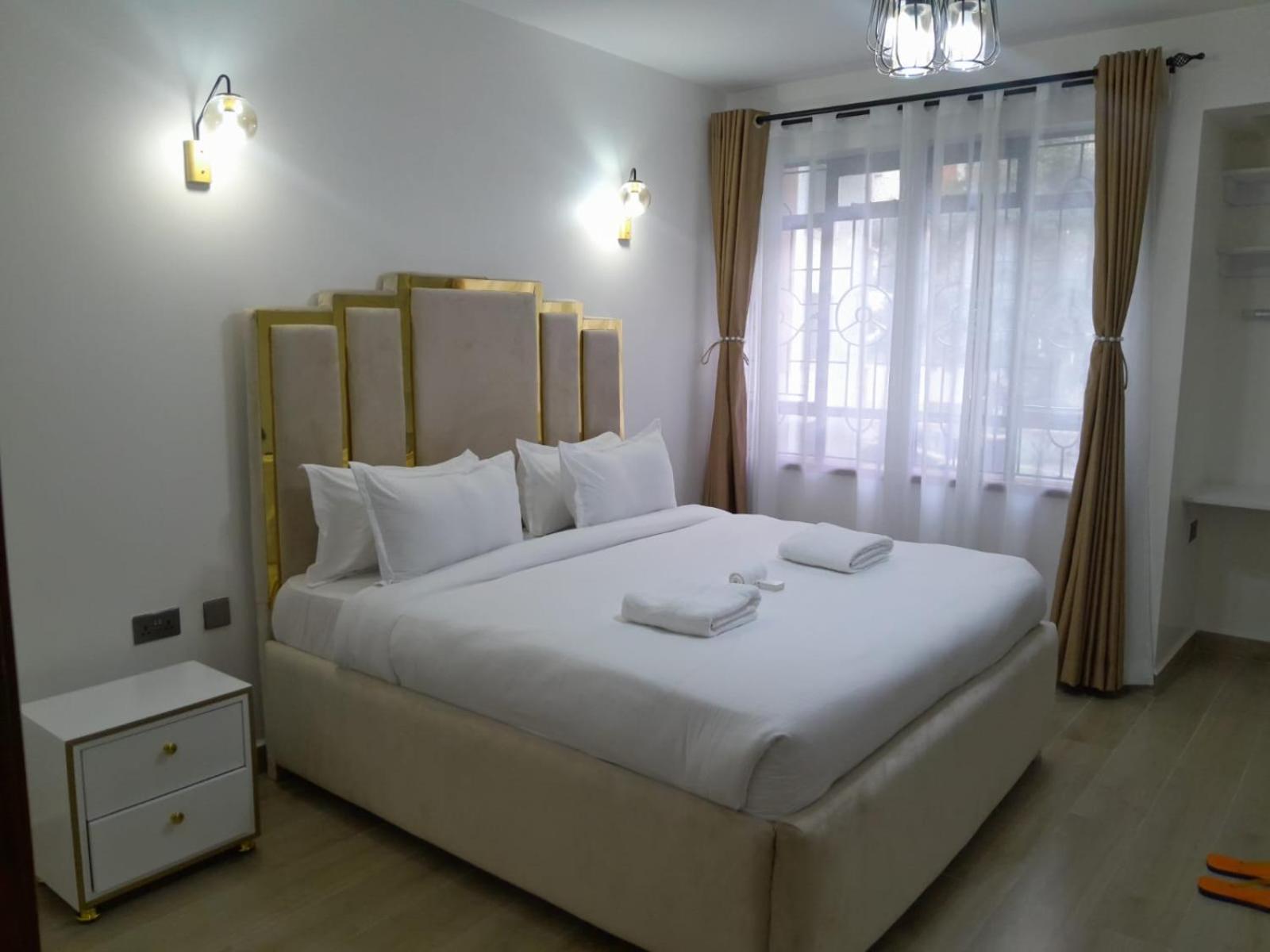 Azania Cozy Units 5 Minutes To Sarit Centre