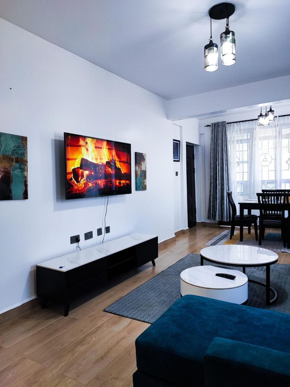 Azania Cozy Units 5 Minutes To Sarit Centre *