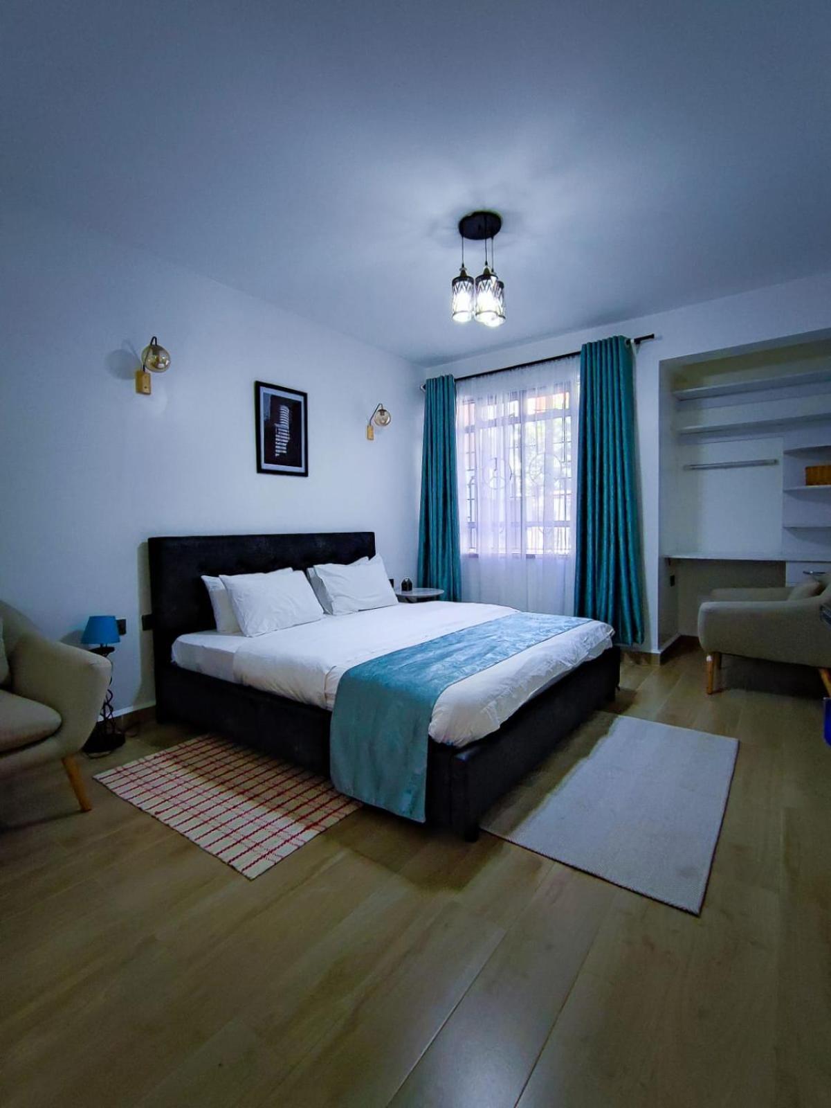 Azania Cozy Units 5 Minutes To Sarit Centre Apartment *